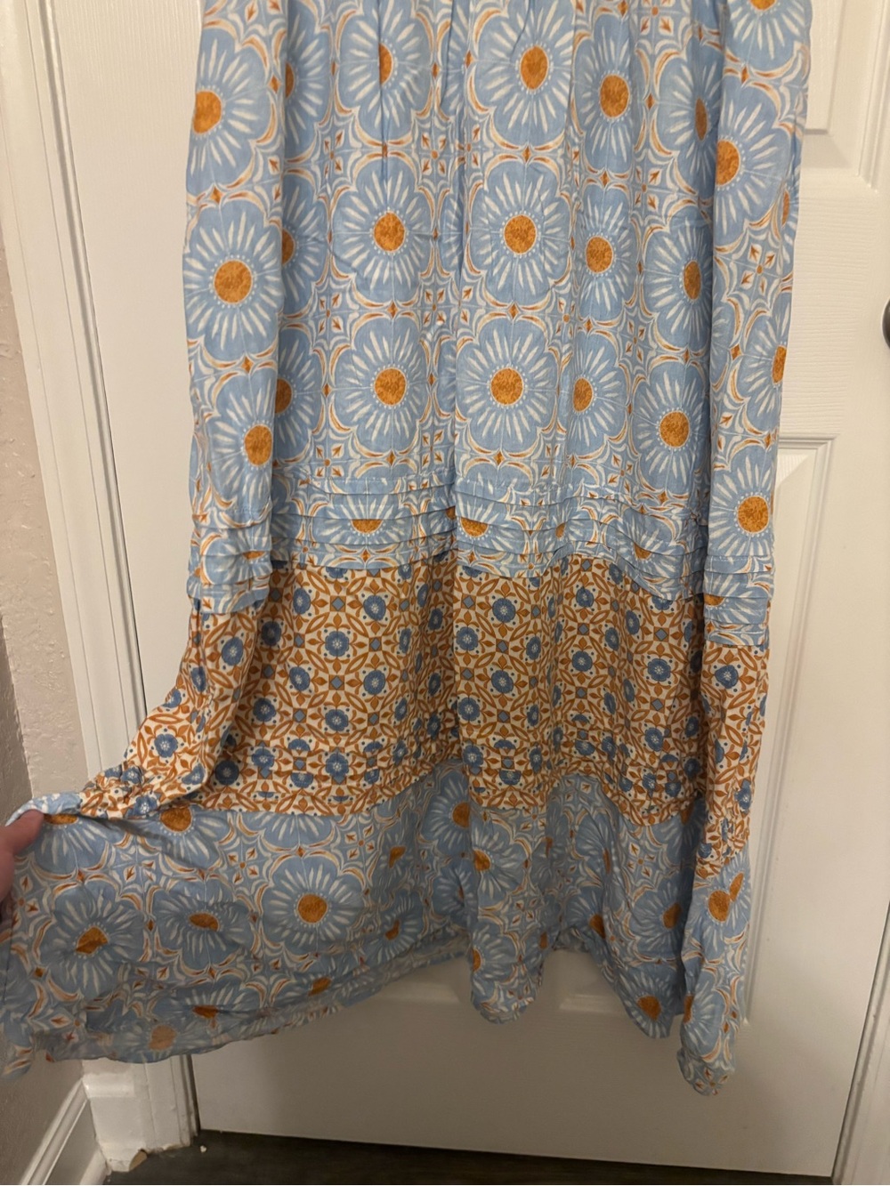 Blue Patterned Dress - Size Large - Picture 4 of 5